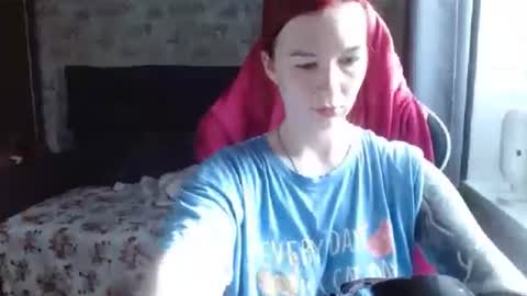 liliawoolf online show from March 12, 6:07 am