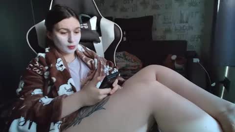 liliawoolf online show from February 10, 6:49 am