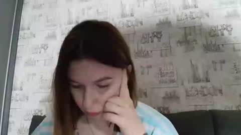 liliawoolf online show from September 21, 6:45 pm