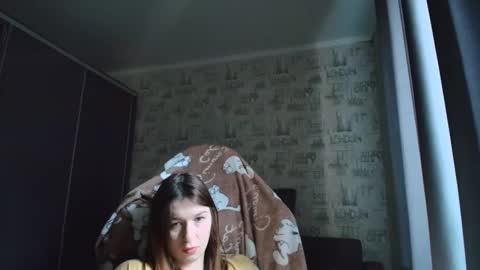 liliawoolf online show from March 21, 8:19 am