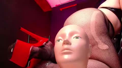 LILIH online show from November 7, 12:29 pm