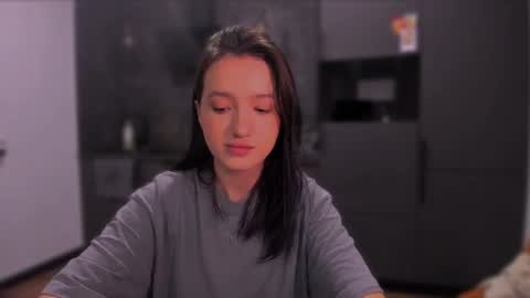 Snapshot of lililaluna chatting on December 12, 1:28 pm             ...  online show from December 12, 1:28 pm