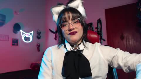 Molly online show from December 18, 1:59 am