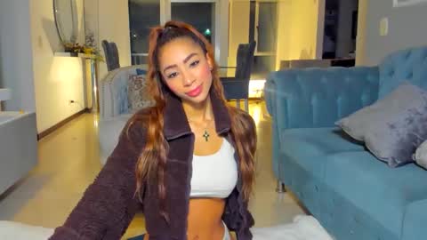 Lili  online show from January 7, 12:37 am