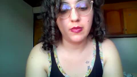 The beloved Lilith online show from January 3, 9:47 pm