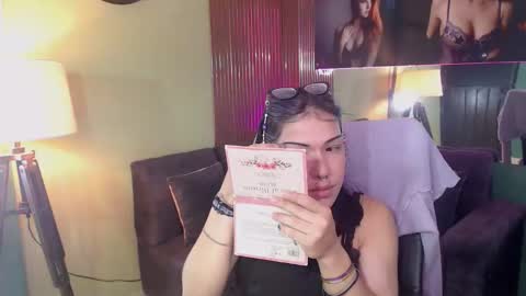 lilith  online show from April 14, 12:30 pm