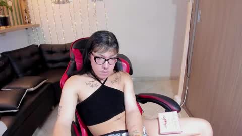 lilith  online show from June 3, 2:33 pm