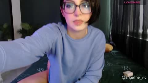 lilith online show from March 29, 11:39 pm