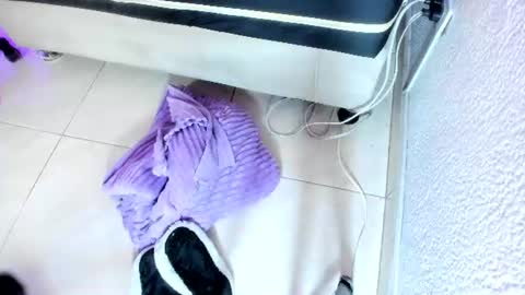 lilith_libelula online show from June 18, 11:15 am