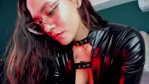 LILITH online show from January 17, 3:32 pm