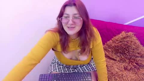 Lilith Smith online show from February 4, 8:24 pm