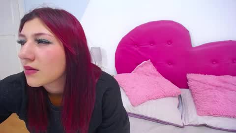 Lilith Smith online show from February 2, 4:37 am