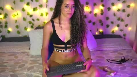 LilithOnyx online show from February 13, 2:56 am