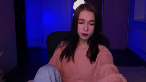 lilithstrangfor online show from December 2, 5:59 am