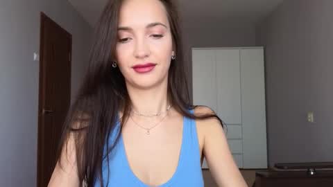 Lillian online show from September 17, 7:12 am