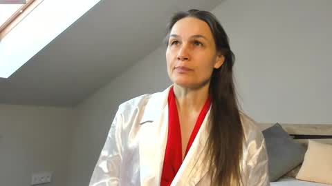 Snapshot of lillian_white1 chatting on February 15, 8:00 am lillian_white1 online show from February 15, 8:00 am