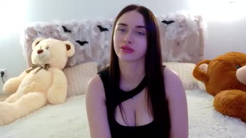 Snapshot of lilliana_moon chatting on October 22, 7:00 am lilliana_moon online show from October 22, 7:00 am