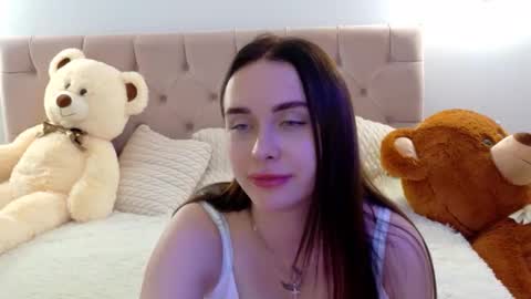 Snapshot of lilliana_moon chatting on October 17, 9:02 am lilliana_moon online show from October 17, 9:02 am