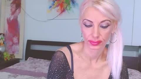 Lara online show from September 19, 1:21 am