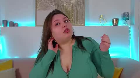 LillianHaig online show from March 8, 6:58 pm