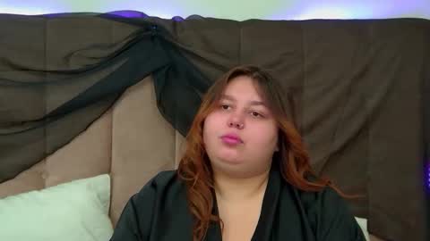 LillianHaig online show from October 26, 7:09 am