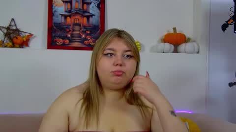 LillianHaig online show from November 2, 6:35 am