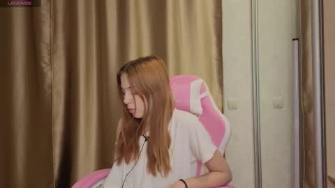 Lilliana 3 online show from November 21, 3:43 pm