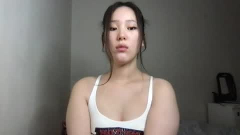 lillie_sun online show from July 26, 11:02 pm