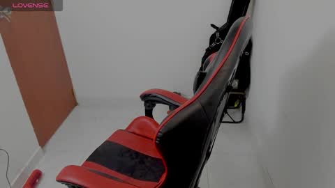 lillith_777 online show from November 11, 12:02 am