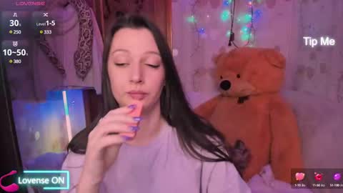 Lilly  online show from February 9, 6:47 pm