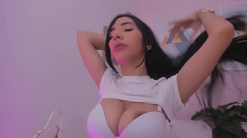 Sweety Lilly Love  online show from February 9, 3:15 pm