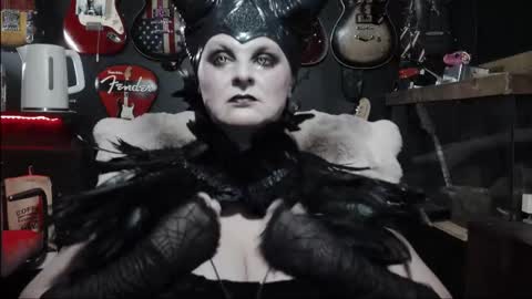 Lillyth Eden online show from October 26, 6:03 am