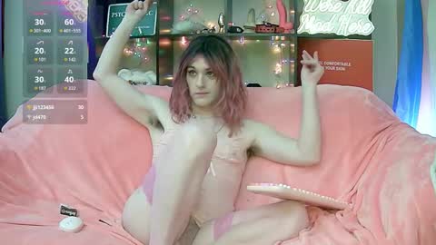 lillyVonT online show from November 7, 10:01 pm