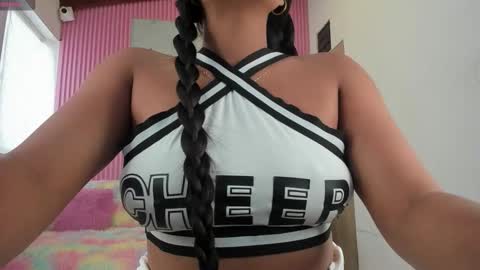 lillyy16 online show from November 16, 11:45 am