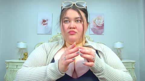 LiloLewins online show from January 15, 4:00 pm