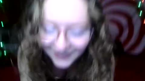 Snapshot of lilpies chatting on February 13, 4:54 am LilPies  online show from February 13, 4:54 am