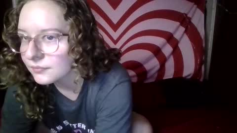 Snapshot of lilpies chatting on March 7, 5:07 am LilPies  online show from March 7, 5:07 am