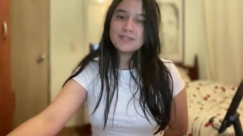 lilprincessxoxo_ online show from November 3, 4:57 am