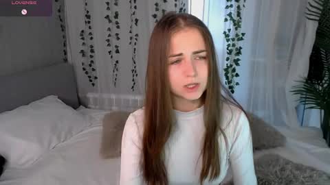 lilu__moon online show from April 15, 5:55 am