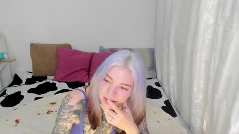 Little slave Kayden online show from November 14, 6:21 pm