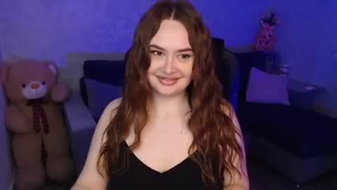 lily_baker_ online show from April 2, 2:35 pm