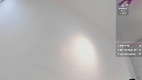 lily_cash1 online show from October 10, 10:25 pm