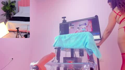 lily_cole27 online show from May 23, 5:58 am