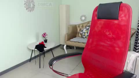 Lily online show from February 22, 12:51 pm