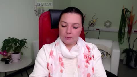 Lily online show from October 1, 8:35 am