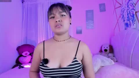 Lily online show from November 26, 3:59 am