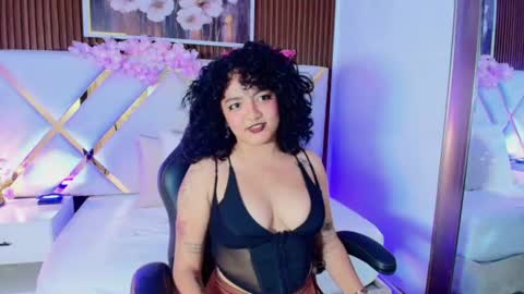 lily online show from July 26, 6:44 am
