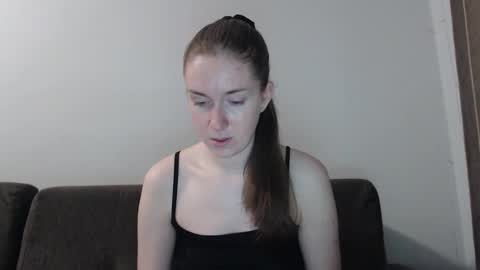 lily_love_x online show from September 11, 5:31 am