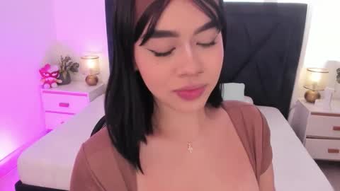 LilyWoodz online show from April 9, 7:30 pm