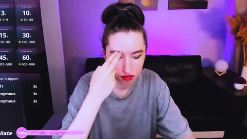 LILY online show from May 31, 6:09 pm